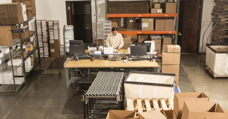Shipshape Distribution: Perspectives on Shipping with a WMS 1 Shipping software makes sense for warehouses and DCs.